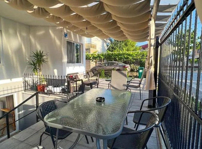 招待所 Casa Balan 艾福雷诺德